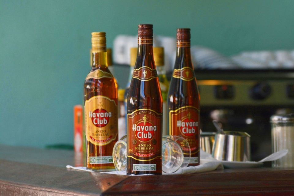 Havana Club:   ,  
