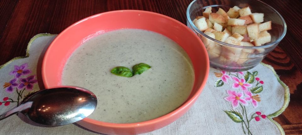 Нежный грибной крем-суп: вкус так можно запомнить навсегда