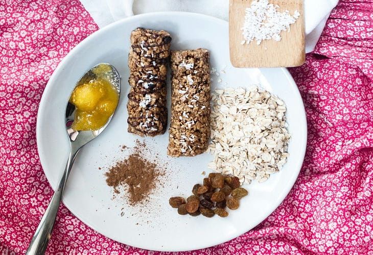 Почему вы всегда переедаете: виновник — скрытый сахар в «натуральных» продуктах