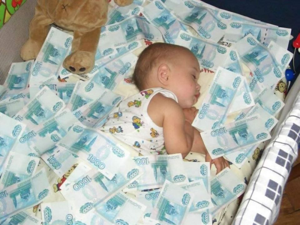 В 2026 году материнский капитал вырастет: что ждет семьи в следующем году?