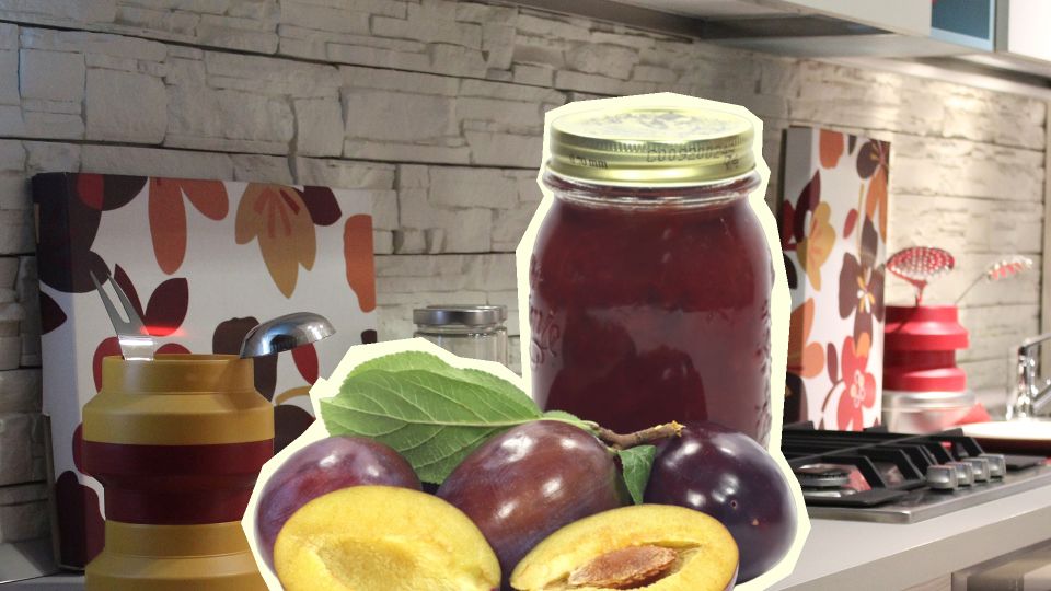 Эта специя превратит варенье из слив в изысканный десерт: нужна всего щепотка