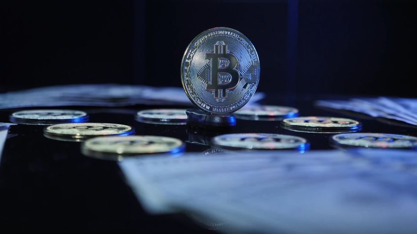 Что такое криптовалюта и как к ней подойти с умом