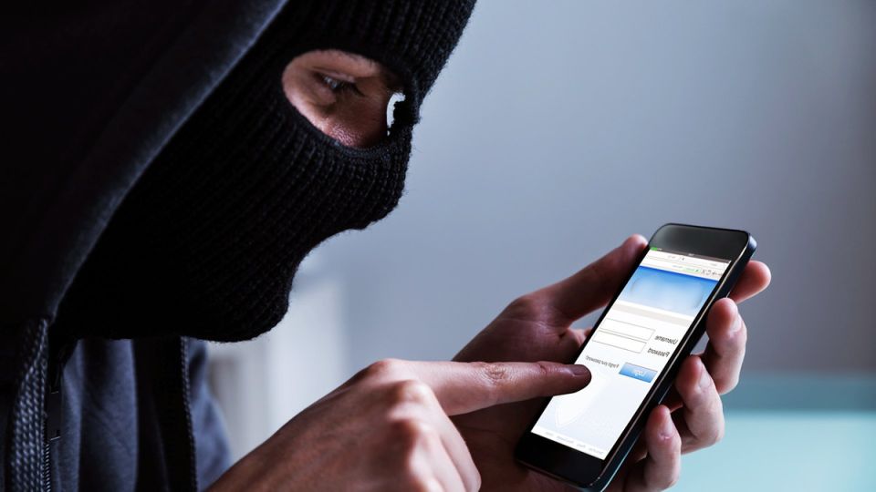 Как мошенники хитрят с SMS: не дайте себя обмануть