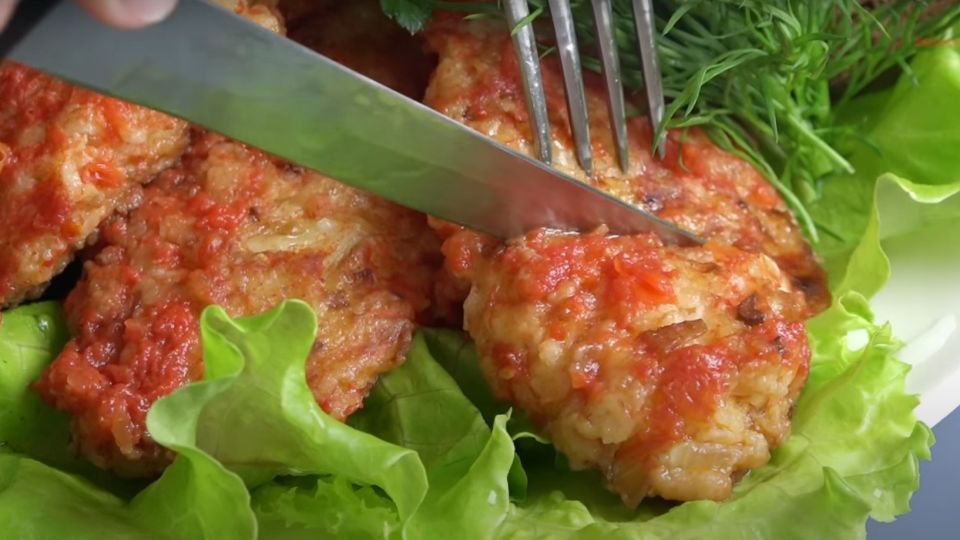 Домочадцы сметут эти котлеты со стола за секунду: хотя в них нет ни грамма мяса