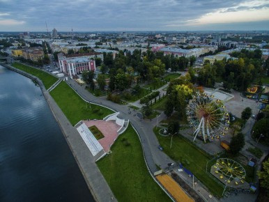            1  .,  -   