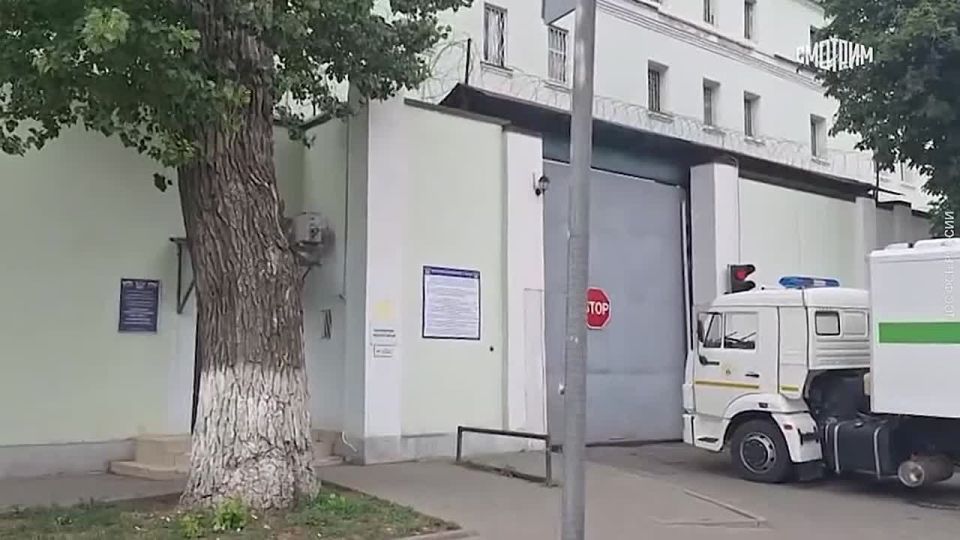       ,          1999 ,  ,   