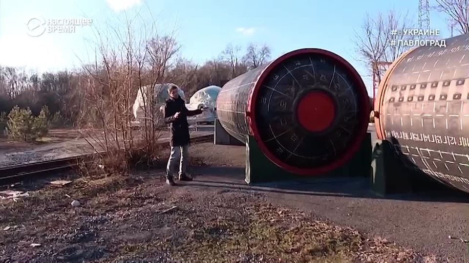  :   