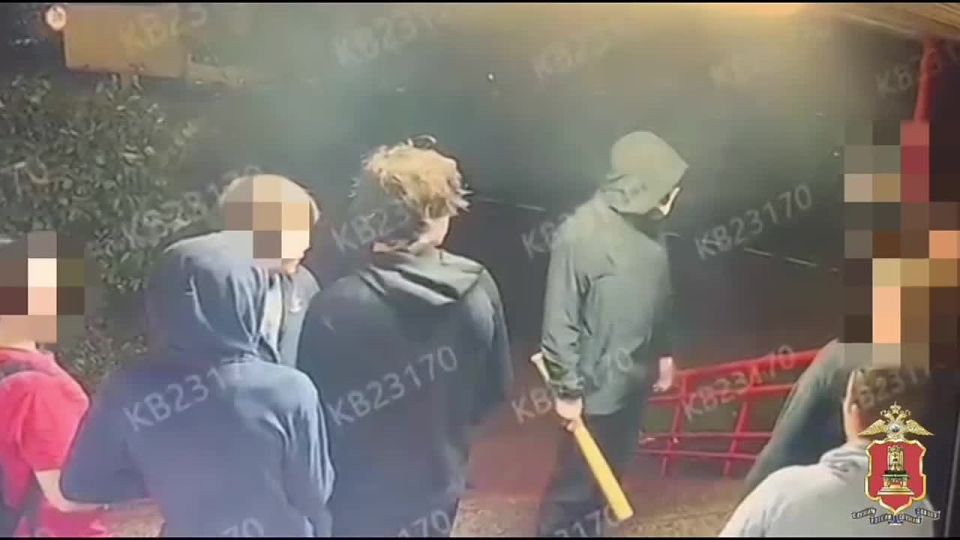    ,     