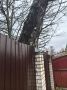 В деревне под Тверью на участок упала соседская береза: что делать? (народная новость)