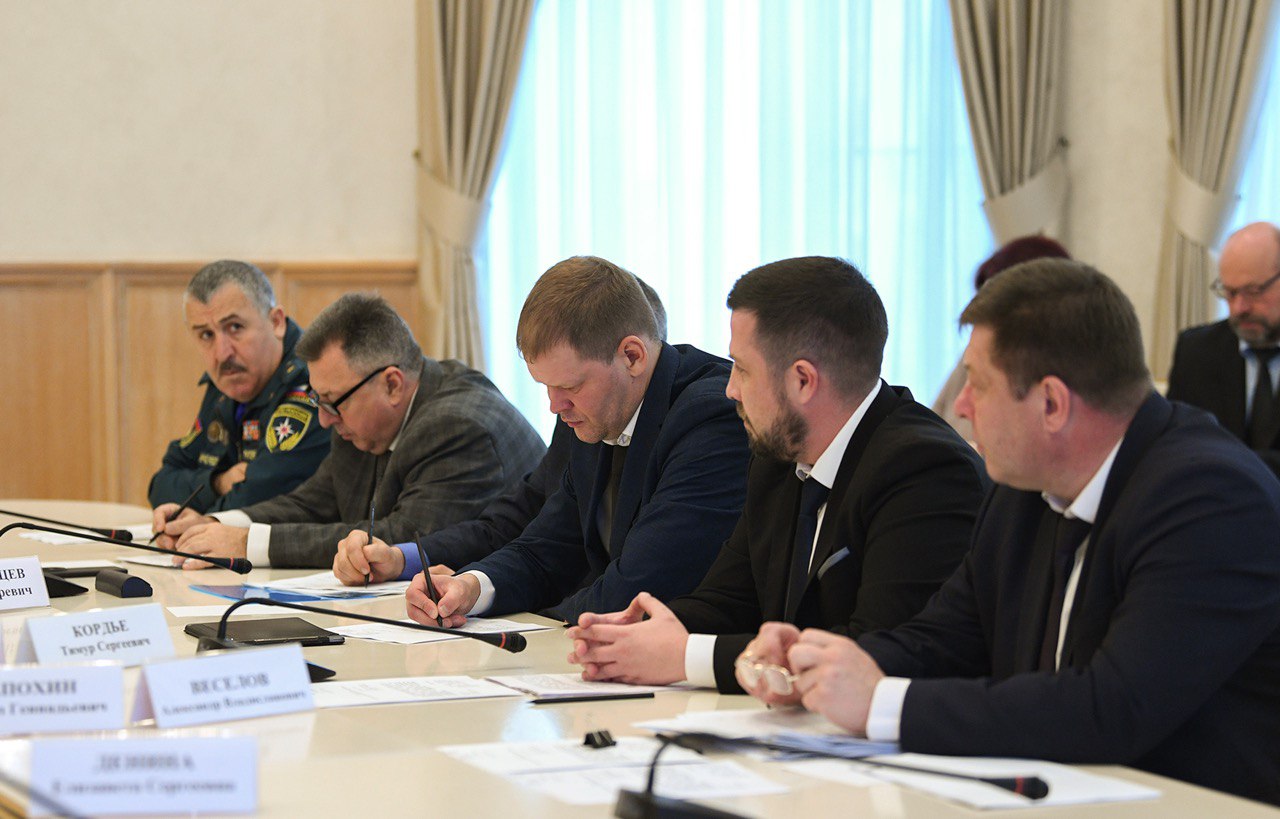 31 октября в региональном Правительстве состоялось заседание Градостроительной комиссии Тверской области 31 октября в региональном Правительстве состоялось заседание Градостроительной комиссии Тверской области