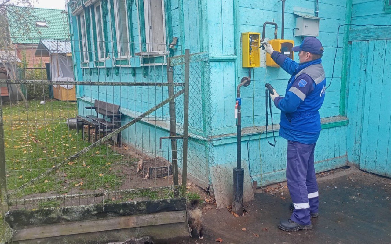 Специалисты «Газпром газораспределение Тверь» подключили к сетевому газоснабжению первое из 16-ти домовладений в деревне Жуковка Калязинского округа Специалисты «Газпром газораспределение Тверь» подключили к сетевому газоснабжению первое из 16-ти домовладений в деревне Жуковка Калязинского округа