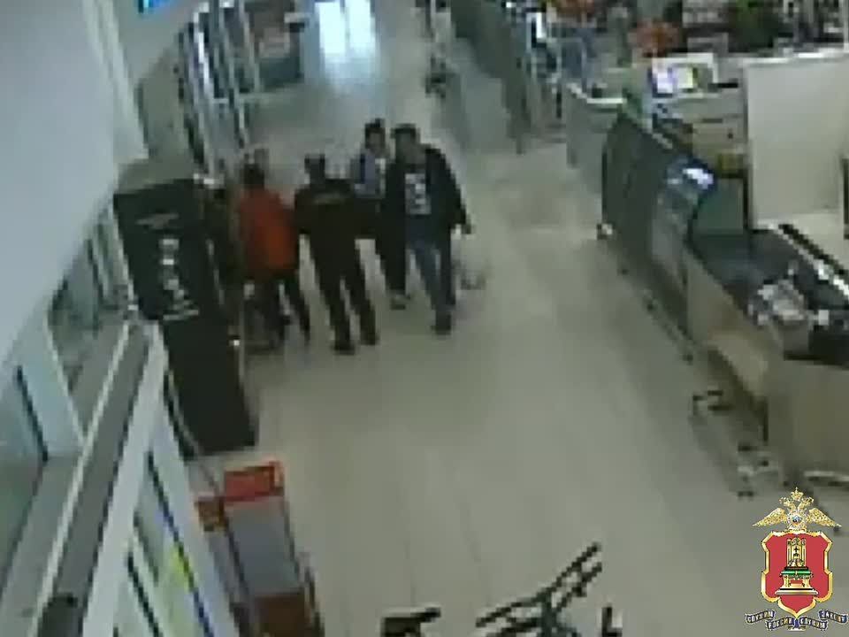 Сладкая добыча обернулась уголовным делом: жительница Кимр задержана за открытое хищение шоколада