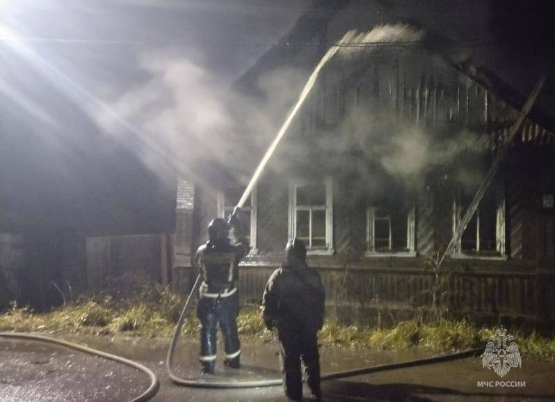 Отстояли соседние строения Отстояли соседние строения