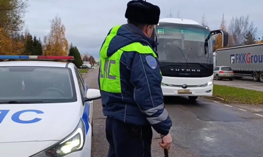 Свыше 160 нарушений выявили сотрудники Госавтоинспекции Тверской области при проверке автобусов Свыше 160 нарушений выявили сотрудники Госавтоинспекции Тверской области при проверке автобусов