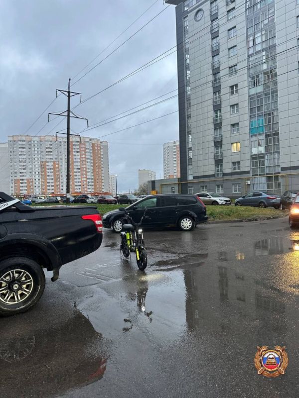 В Твери электровелосипедист сбил пенсионерку В Твери электровелосипедист сбил пенсионерку