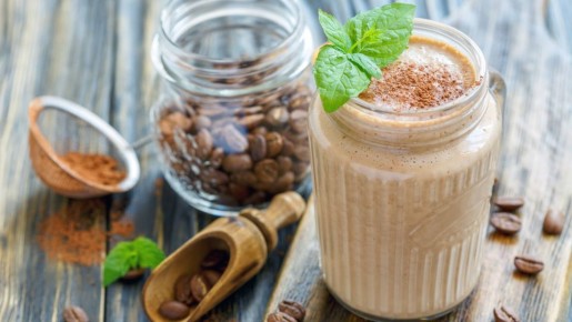 Невероятно вкусный десерт за пять минут: без выпечки, желатина и другой возни