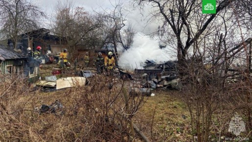 Мать и двое детей сгорели заживо при пожаре в Петербурге
