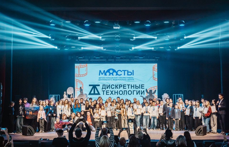      III   ,   2-4    122   15    