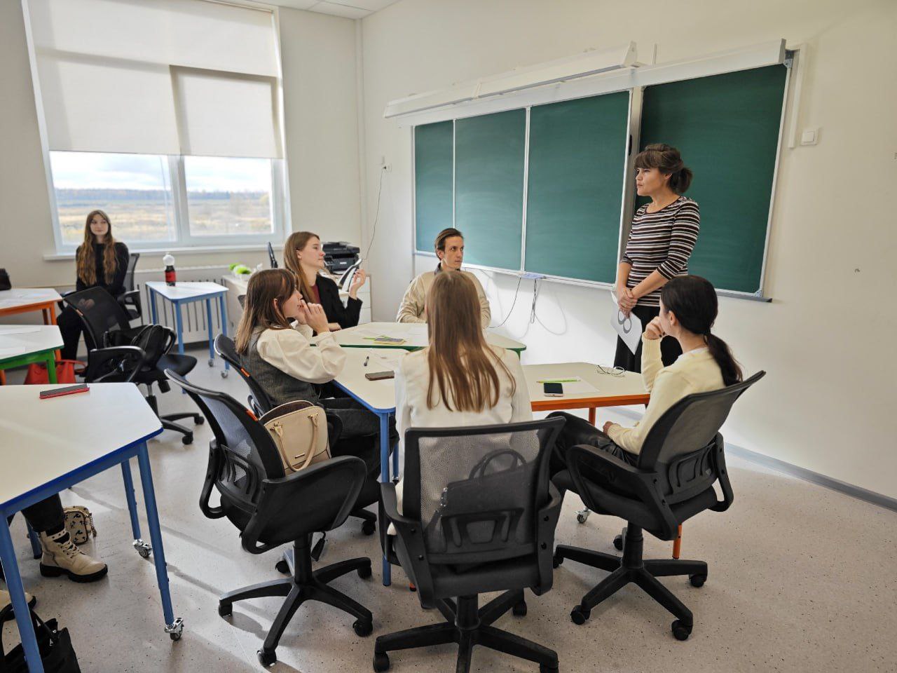 В Твери на площадке Центра образования № 56 прошел первый региональный форум «Школа молодых педагогов» В Твери на площадке Центра образования № 56 прошел первый региональный форум «Школа молодых педагогов»