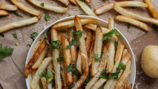 Вот почему жареная картошка превращается в «кашу»: все дело в одной частой ошибке