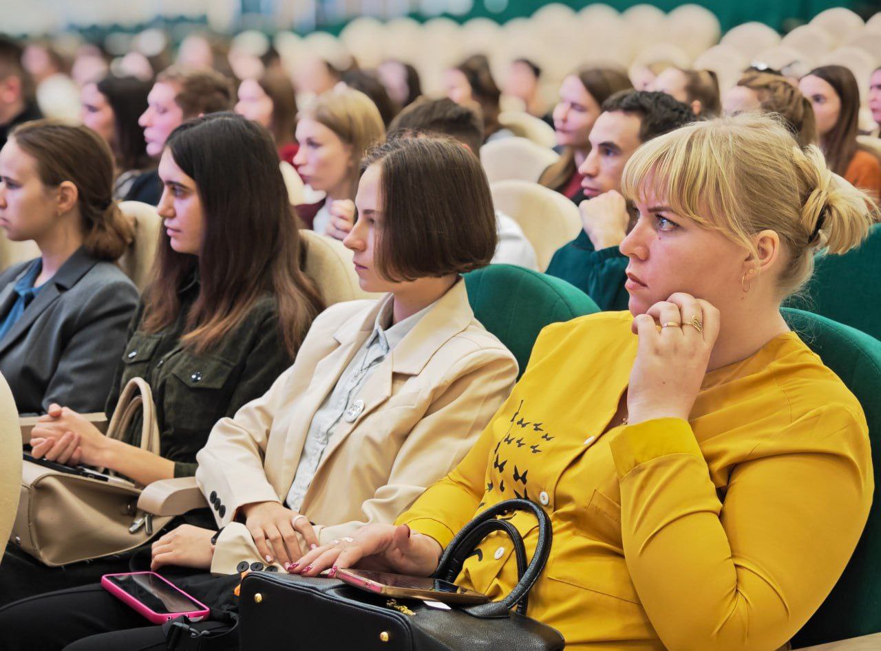 В Твери на площадке Центра образования № 56 прошел первый региональный форум «Школа молодых педагогов» В Твери на площадке Центра образования № 56 прошел первый региональный форум «Школа молодых педагогов»