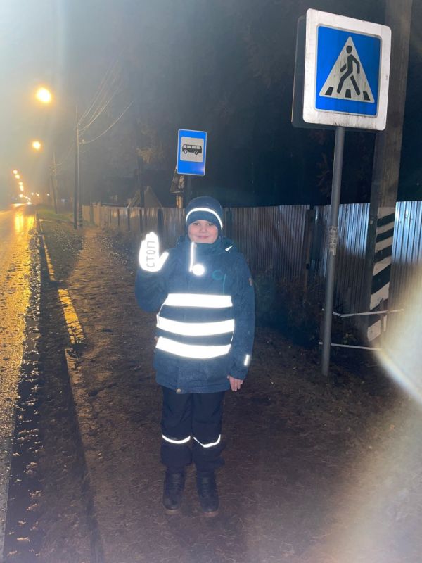 К #ЧелленджЗасветись присоединились учащиеся МОУ СОШ № 21 города Твери и призывают всех детей и взрослых стать заметными для водителей