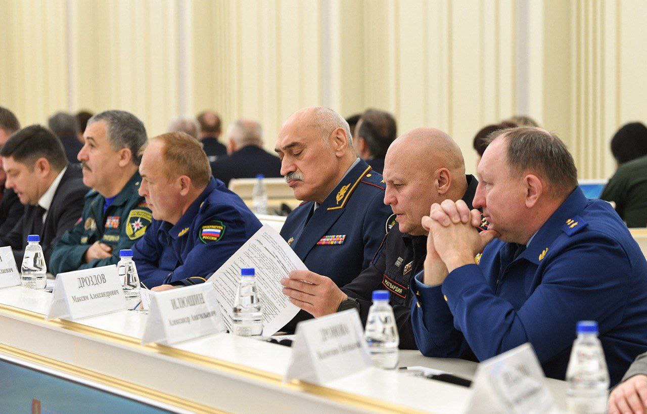 6 ноября в региональном Правительстве состоялось официальное представление Виталия Королева, назначенного Указом Президента России Владимира Путина от 5 ноября 2025 года временно исполняющим обязанности Губернатора Тверской... 6 ноября в региональном Правительстве состоялось официальное представление Виталия Королева, назначенного Указом Президента России Владимира Путина от 5 ноября 2025 года временно исполняющим обязанности Губернатора Тверской...