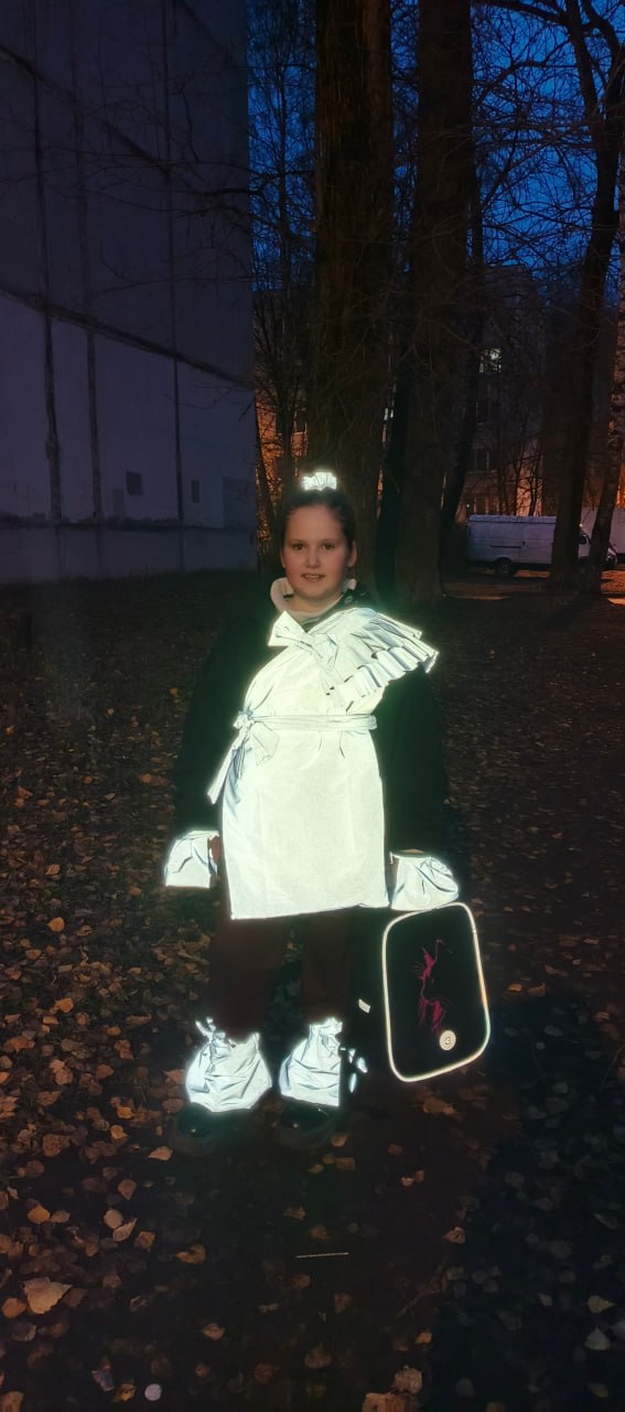 Учащиеся тверских школ присоединились к #ЧелленджЗасветись и показали, что стать заметными для водителей очень легко Учащиеся тверских школ присоединились к #ЧелленджЗасветись и показали, что стать заметными для водителей очень легко