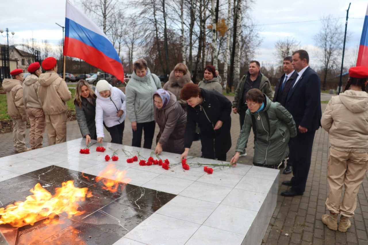 Останется в памяти: будущим избирателям вручены паспорта граждан России Останется в памяти: будущим избирателям вручены паспорта граждан России