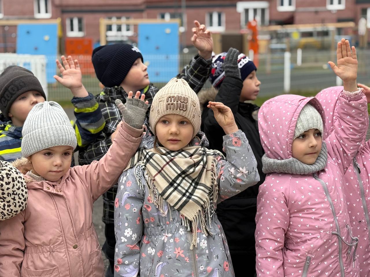 Тверские автоинспекторы пришли в гости к ребятам из 2 корпуса детского сада № 161 и провели урок безопасности Тверские автоинспекторы пришли в гости к ребятам из 2 корпуса детского сада № 161 и провели урок безопасности