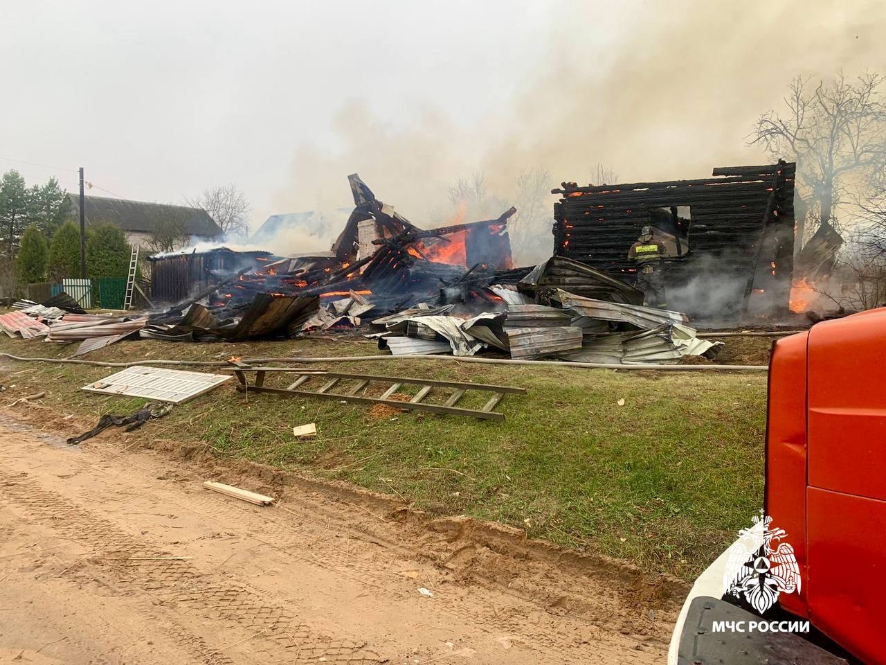 В Тверской области владелец дома пострадал при пожаре В Тверской области владелец дома пострадал при пожаре