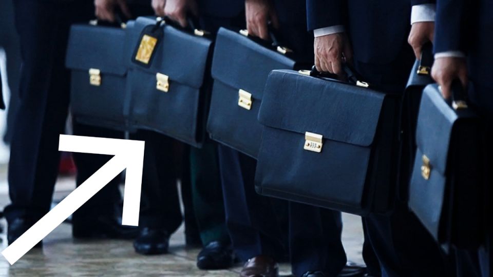 Патриотический KPI: новый взгляд на эффективность чиновников в России