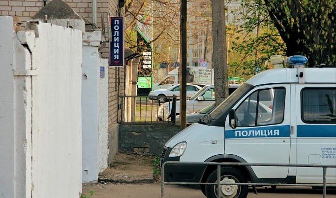 В Твери мужчина сдал на запчасти найденный дорогостоящий телефон: в полиции возбуждено уголовное дело о краже