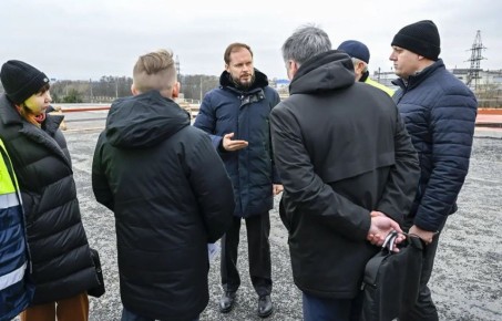 Виталий Королев на площадке строительства Западного моста: реализацию проекта буду контролировать лично