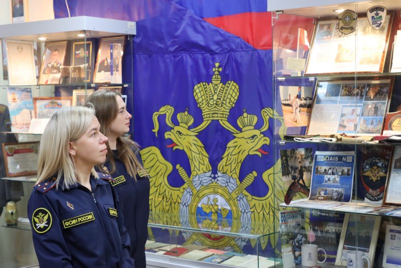 Тверские полицейские пригласили коллег из УФСИН в музейную экспозицию УМВД Тверские полицейские пригласили коллег из УФСИН в музейную экспозицию УМВД