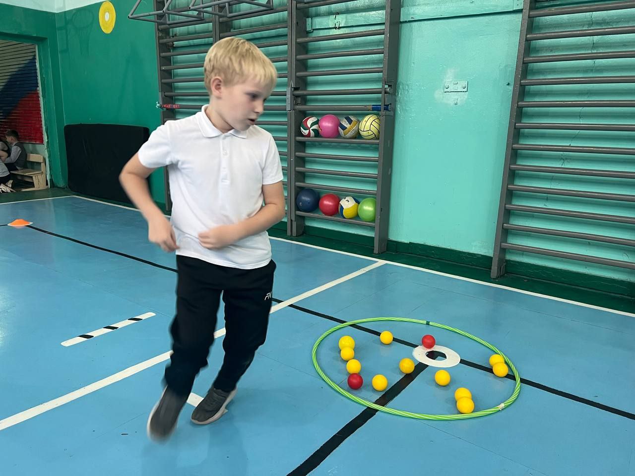 В честь Дня сотрудника органов внутренних дел среди кадетов СОШ № 34 прошли соревнования «Большие гонки» В честь Дня сотрудника органов внутренних дел среди кадетов СОШ № 34 прошли соревнования «Большие гонки»