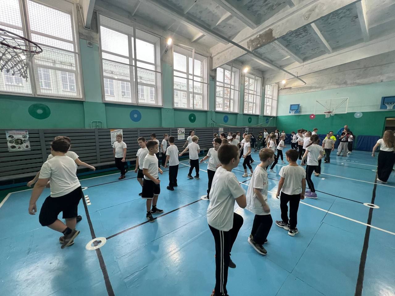 В честь Дня сотрудника органов внутренних дел среди кадетов СОШ № 34 прошли соревнования «Большие гонки» В честь Дня сотрудника органов внутренних дел среди кадетов СОШ № 34 прошли соревнования «Большие гонки»