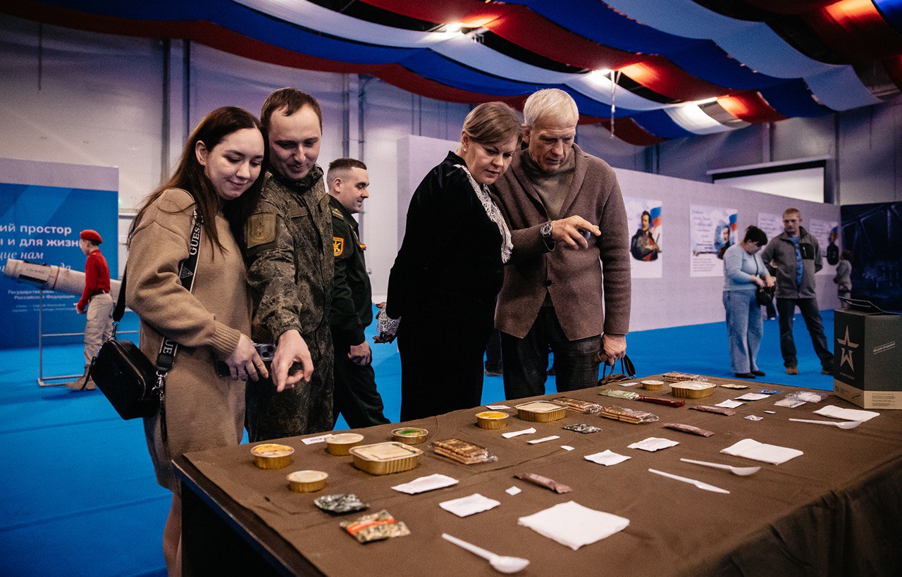 15 ноября, в День призывника в России и в преддверии Дня ракетных войск и артиллерии, который будет отмечаться 19 ноября, в Твери прошло торжественное мероприятие, посвященное 33-й годовщине со дня образования 79-й... 15 ноября, в День призывника в России и в преддверии Дня ракетных войск и артиллерии, который будет отмечаться 19 ноября, в Твери прошло торжественное мероприятие, посвященное 33-й годовщине со дня образования 79-й...