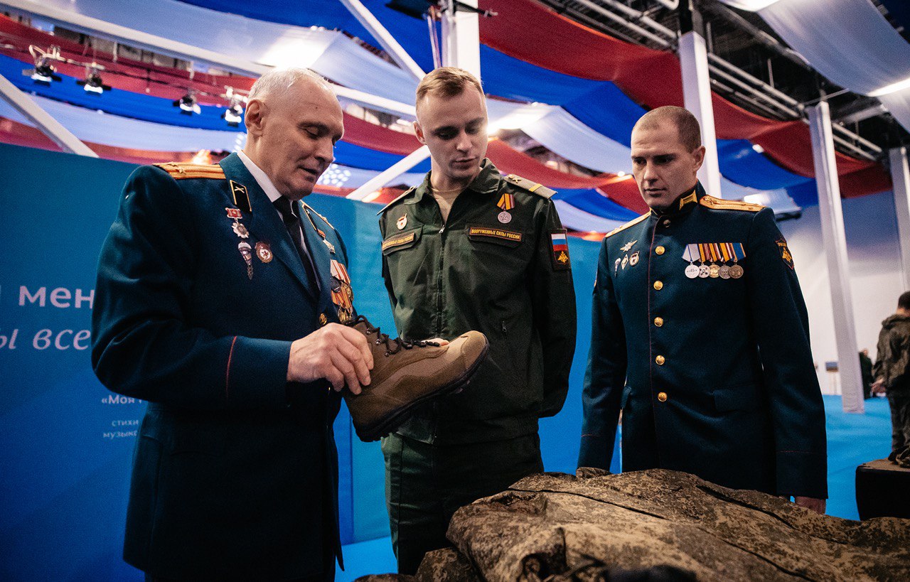 15 ноября, в День призывника в России и в преддверии Дня ракетных войск и артиллерии, который будет отмечаться 19 ноября, в Твери прошло торжественное мероприятие, посвященное 33-й годовщине со дня образования 79-й... 15 ноября, в День призывника в России и в преддверии Дня ракетных войск и артиллерии, который будет отмечаться 19 ноября, в Твери прошло торжественное мероприятие, посвященное 33-й годовщине со дня образования 79-й...