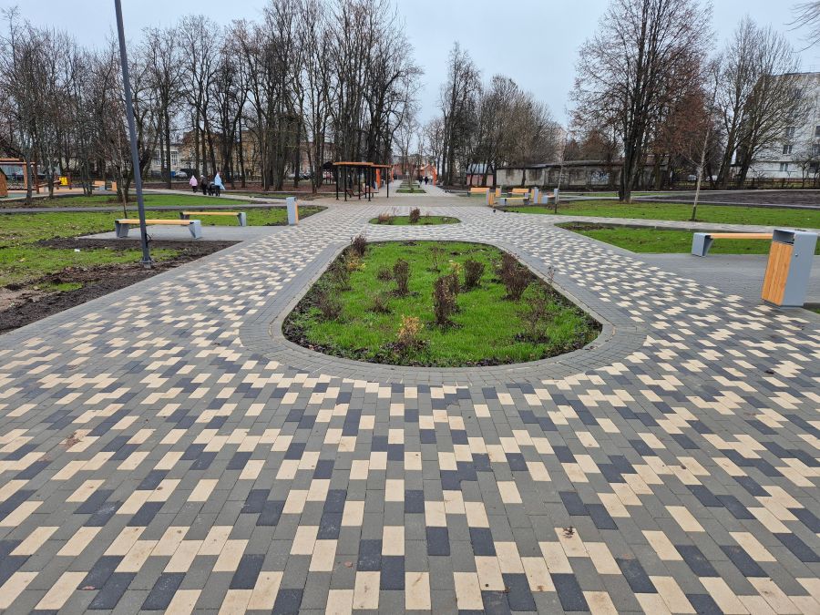 В Калязине преображается городской парк В Калязине преображается городской парк