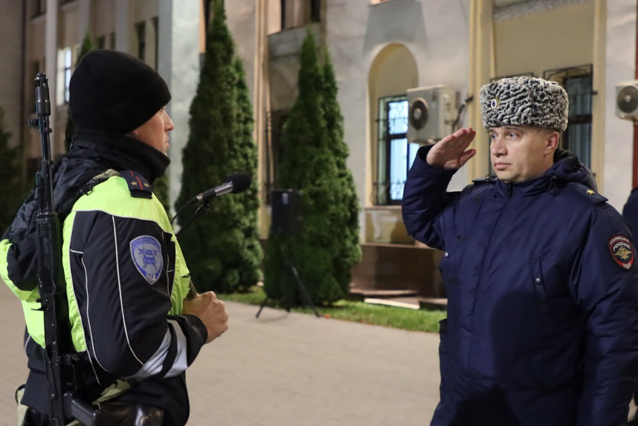 Тверские полицейские вернулись из служебной командировки на Северный Кавказ Тверские полицейские вернулись из служебной командировки на Северный Кавказ