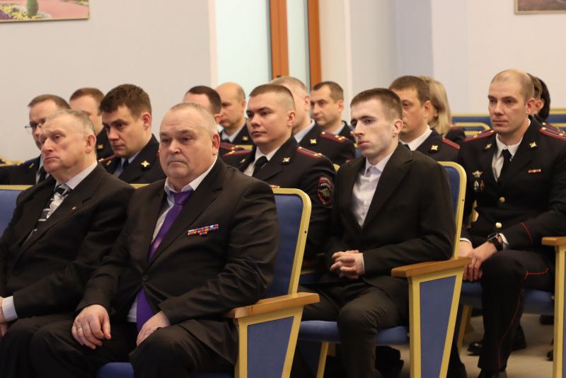 В УМВД России по Тверской области состоялось торжественное мероприятие, посвящённое годовщине образования службы участковых уполномоченных полиции В УМВД России по Тверской области состоялось торжественное мероприятие, посвящённое годовщине образования службы участковых уполномоченных полиции