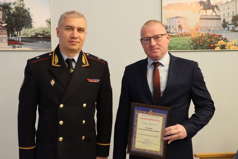 В УМВД России по Тверской области состоялось торжественное мероприятие, посвящённое годовщине образования службы участковых уполномоченных полиции В УМВД России по Тверской области состоялось торжественное мероприятие, посвящённое годовщине образования службы участковых уполномоченных полиции