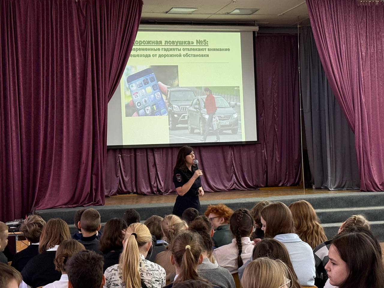 «Снег и дождь – время быть внимательнее на дороге!» «Снег и дождь – время быть внимательнее на дороге!»