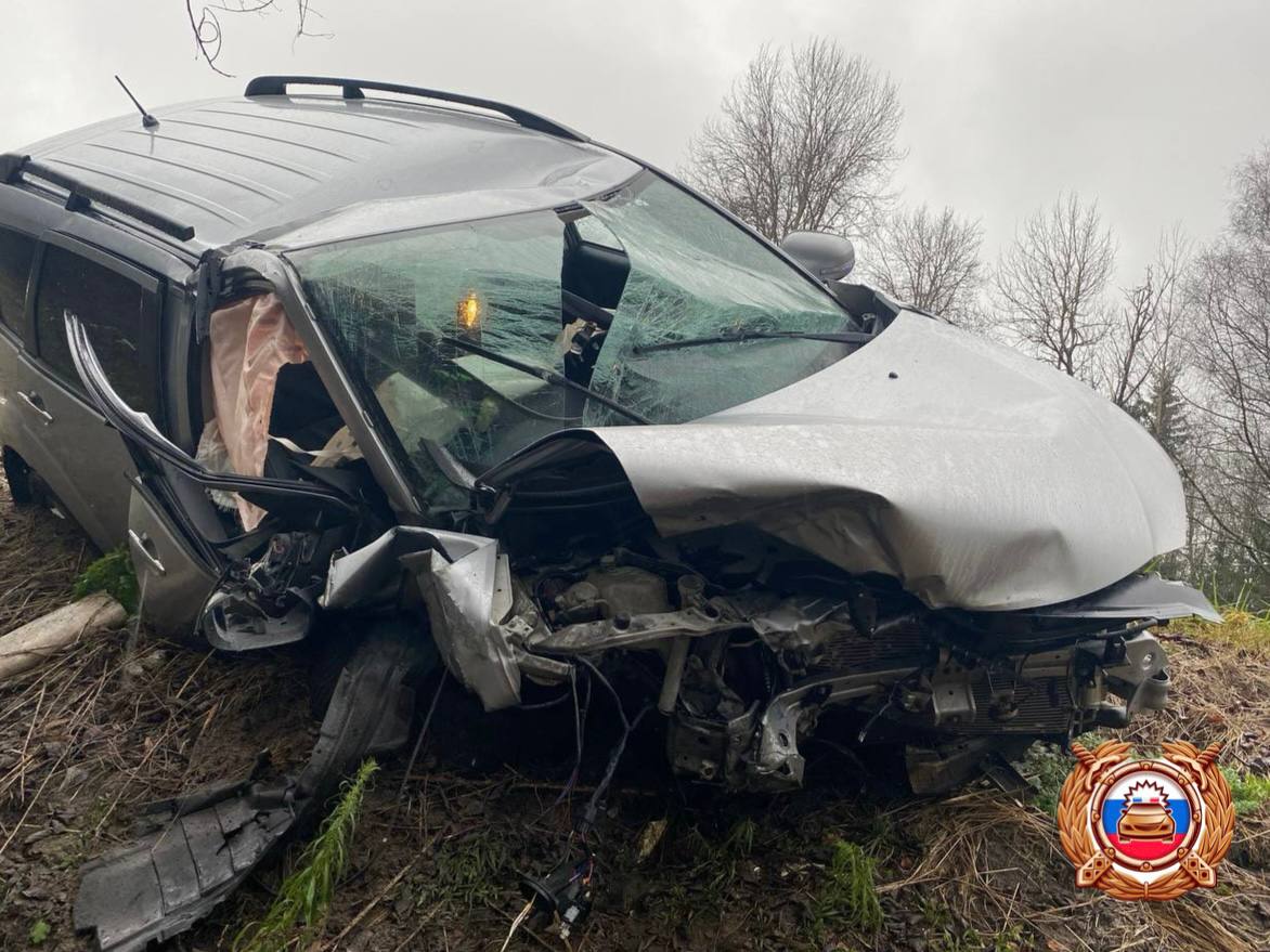 В Тверской области при столкновении двух Mitsubishi погиб пассажир В Тверской области при столкновении двух Mitsubishi погиб пассажир