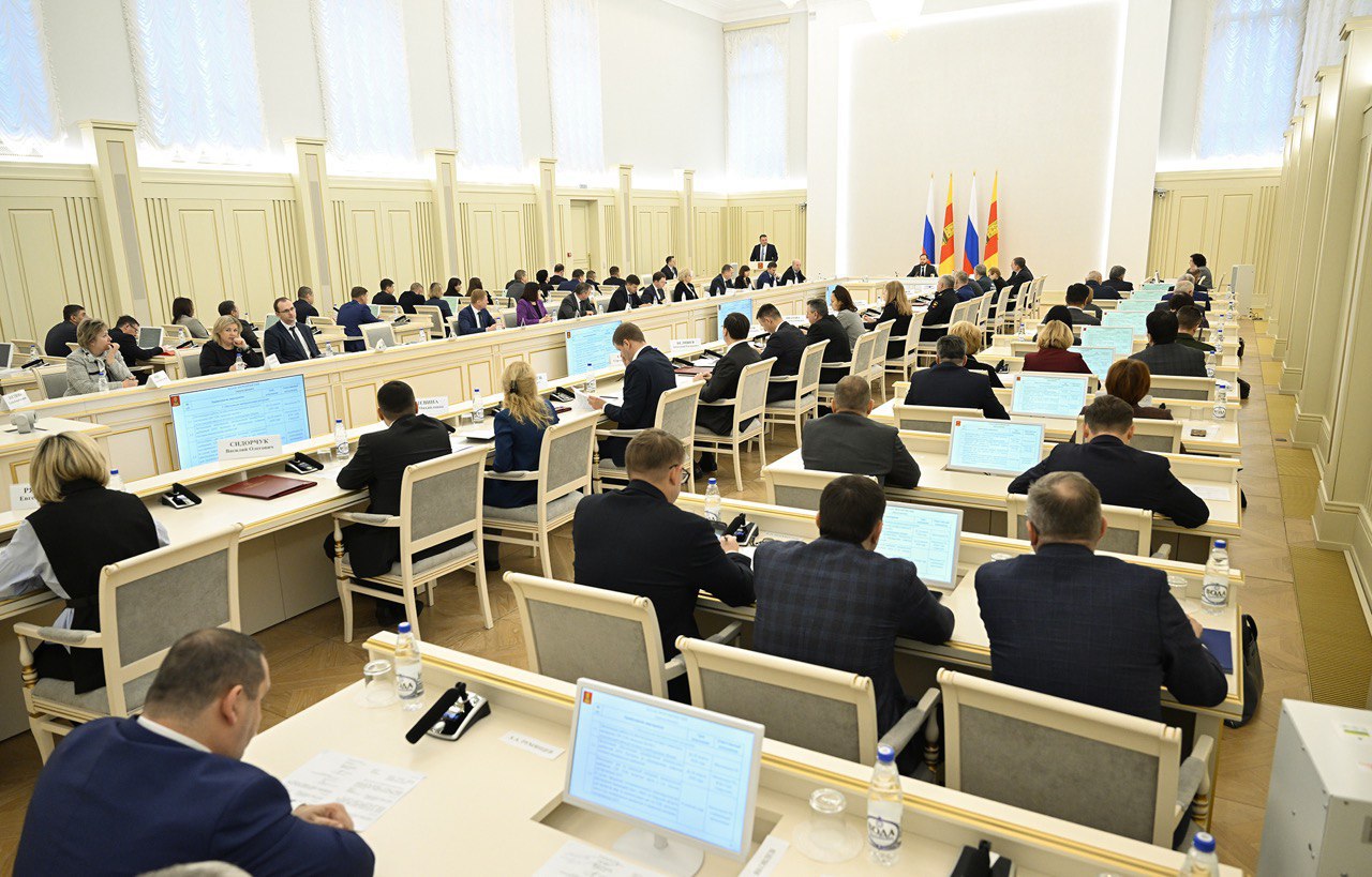 На заседании регионального Правительства под руководством врио Губернатора Тверской области Виталия Королева рассмотрены предварительные итоги сезонных сельскохозяйственных работ На заседании регионального Правительства под руководством врио Губернатора Тверской области Виталия Королева рассмотрены предварительные итоги сезонных сельскохозяйственных работ