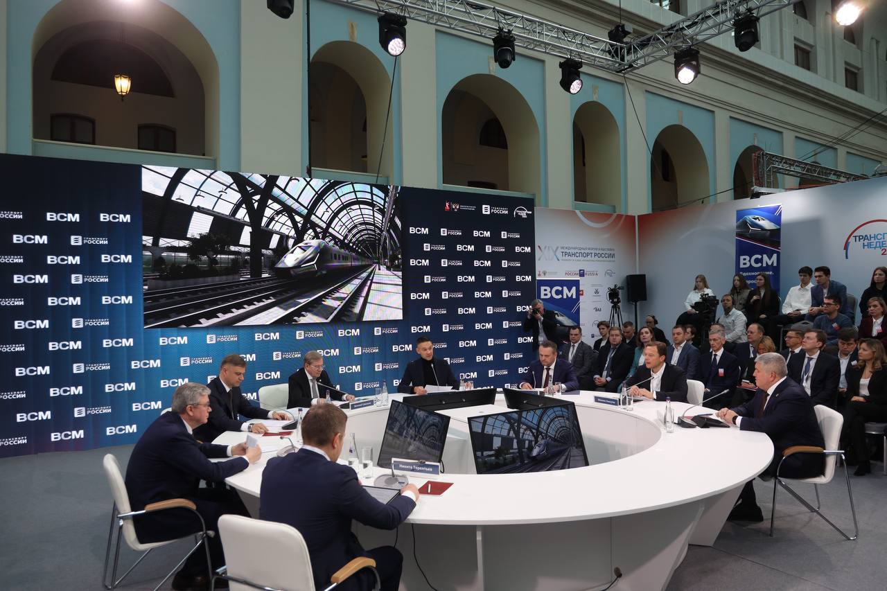 Вице-премьер Виталий Савельев: «Россия вступила в «высшую лигу» развития ВСМ» Вице-премьер Виталий Савельев: «Россия вступила в «высшую лигу» развития ВСМ»