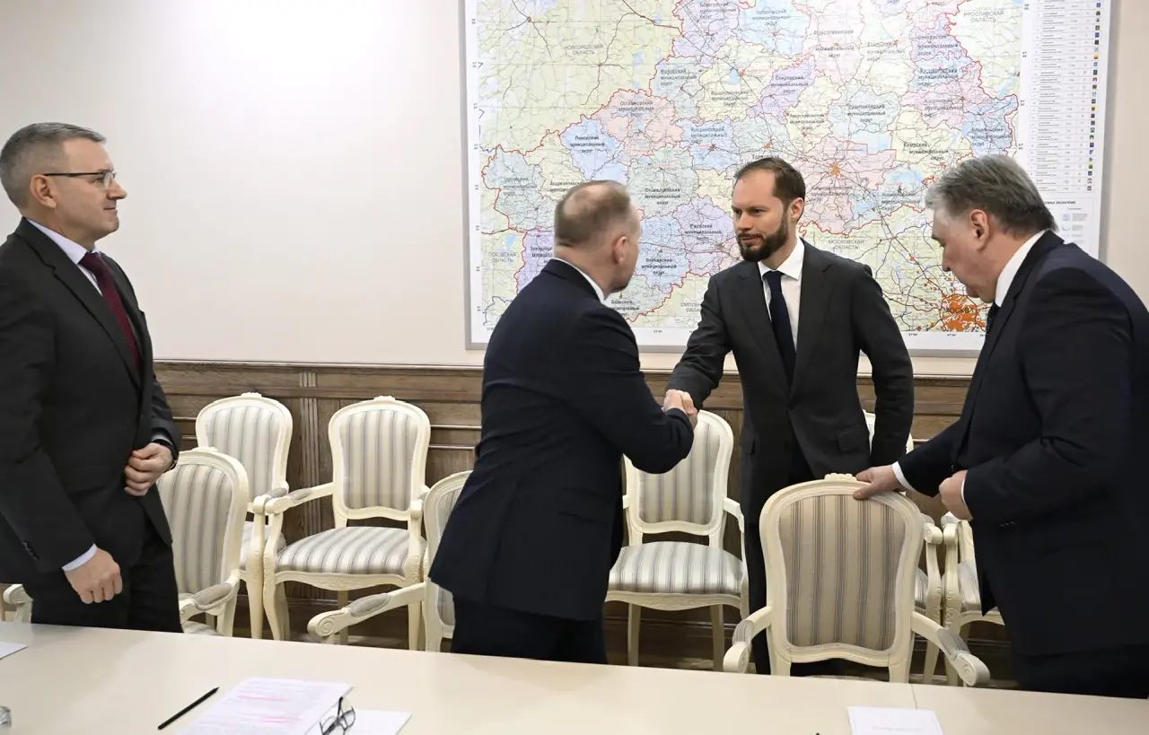 Врио Губернатора Тверской области Виталий Королев провёл встречу с руководством Ассоциации «Совет муниципальных образований Тверской области»