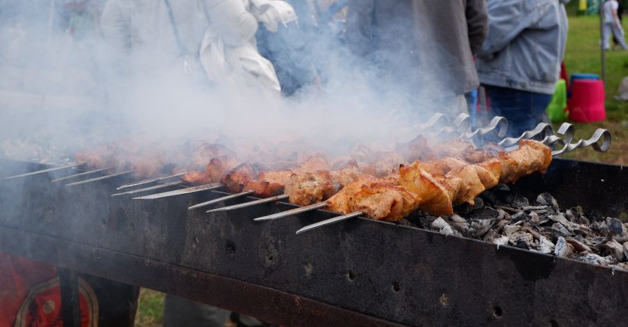 В тверском кафе нашли нарушения, угрожающие посетителям и сотрудникам