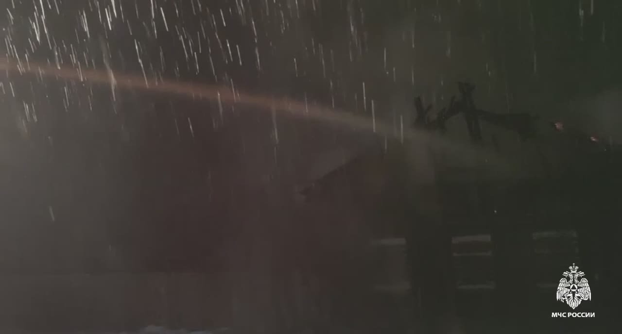 Ночной пожар. На улице Пролетарской в Весьегонске произошел пожар в нежилом доме